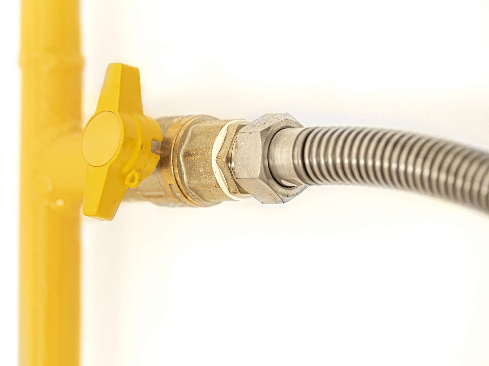 Gas line installation in Los Angeles by A+ Electric & Plumbing, a licensed plumber.