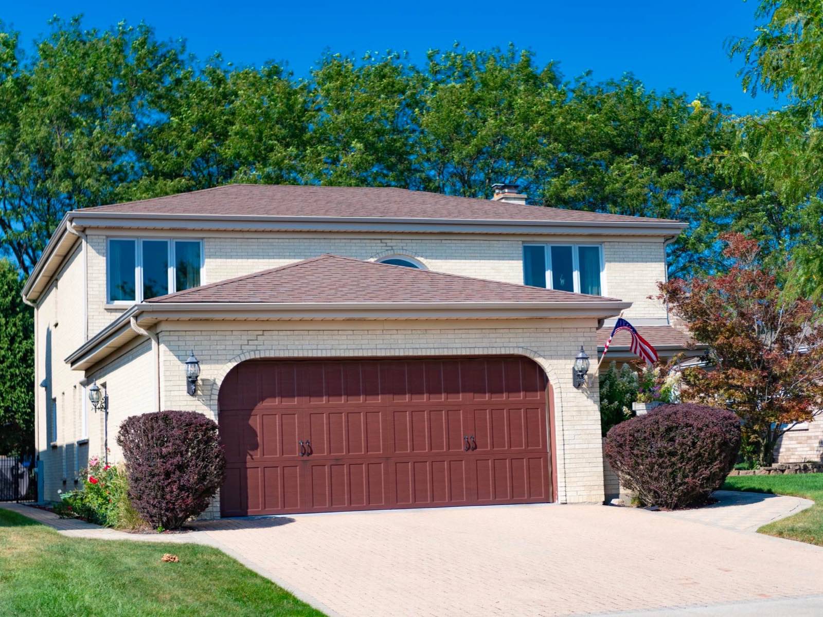 Home in Long Beach served by A+ Electric & Plumbing, a licensed electrician and plumber in the Los Angeles area.