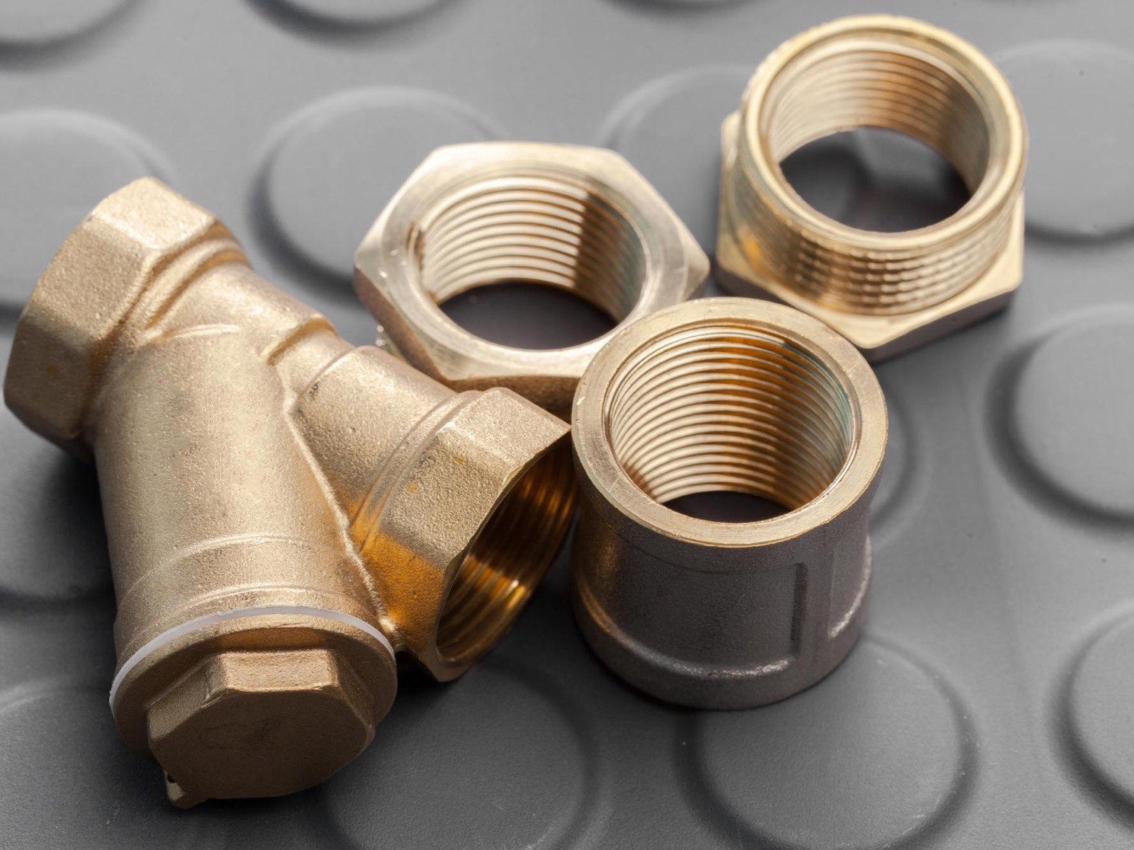 Residential plumber in Los Angeles by A+ Electric & Plumbing, a licensed plumber.